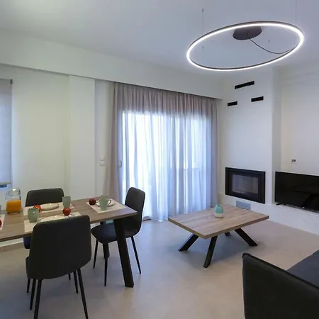 Azari Lifetime Memories Vila *