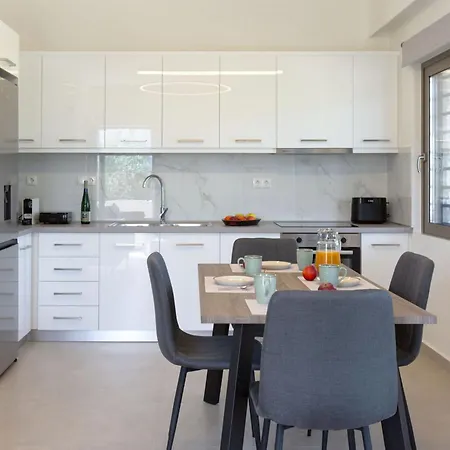 Azari Lifetime Memories